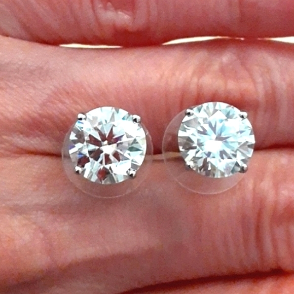 7 CARAT MOISSANITE STUDS - Picture 12 of 13